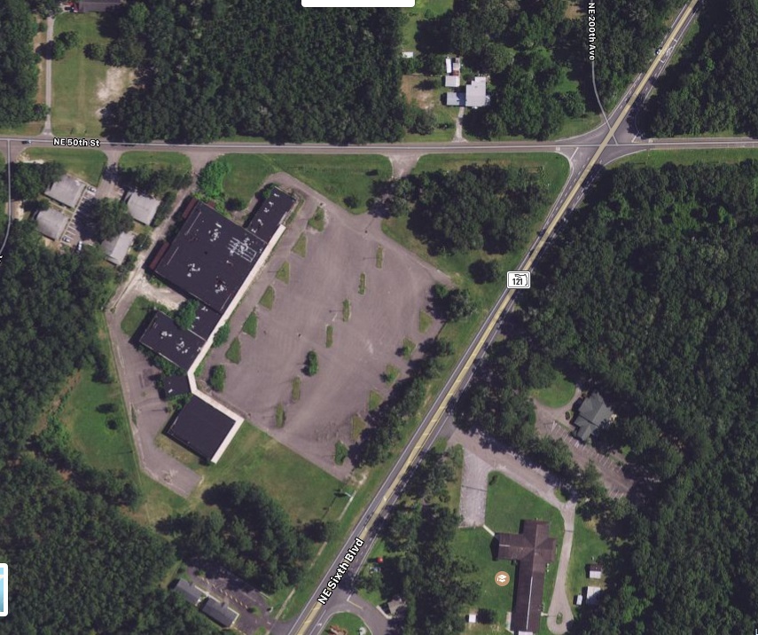 This Google satellite photo shows the old Winn Dixie in a more flattering way.