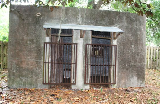 The old Chiefland Jail appears to be constructed of solid concrete.