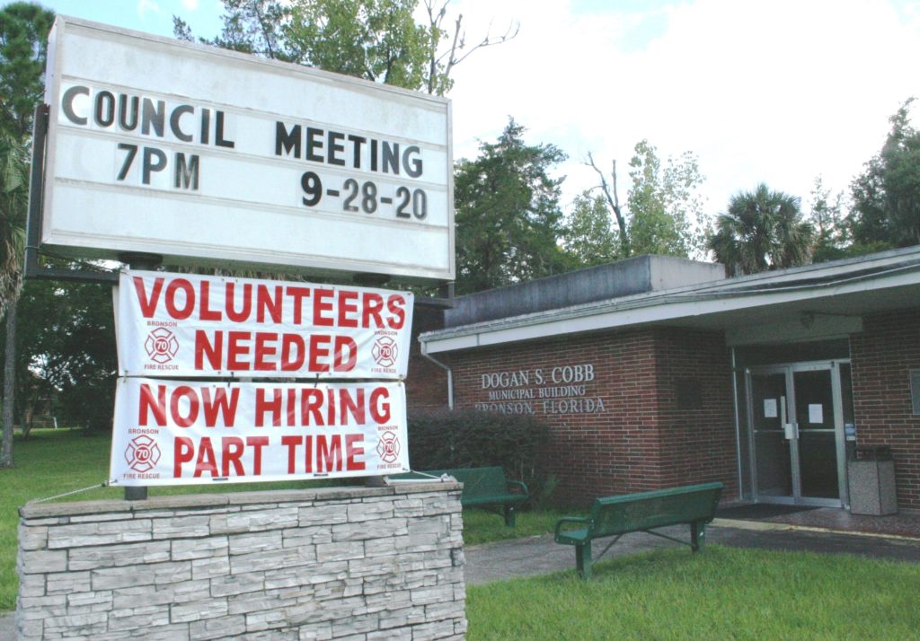 The marquee in front of the Dogan Cobb Municipal Building is used to announce public meetings and other city events. It wasn't used to announce the Special meeting on Sept. 23. One of the public notices for the special meeting can be seen on the right hand door of the municipal building far right.