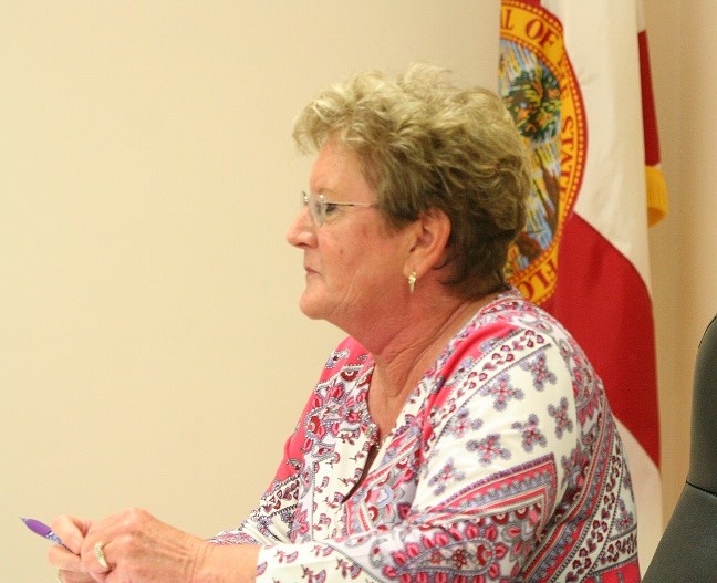 City Manager Mary Ellzey discusses her retirement plans with Chiefland City Commissioners.