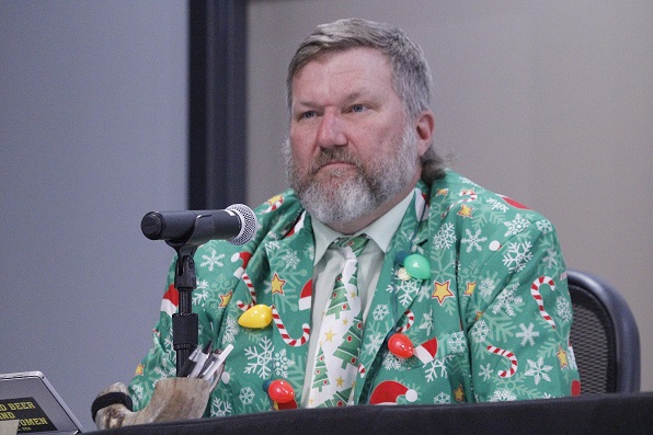 Senior Commissioner John Meeks nominated the chairman and vice chairwoman for their positions. He wore his traditional blinking light Christmas jacket complete with blinking bulbs.