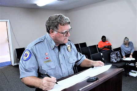 Bronson Interim Fire Chief brought an anonymous letter to the Bronson Town Council alleging a town fire truck ran through a red light without slowing down.